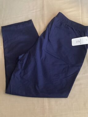 NWT Straight-Leg Women's Pants with Elastic Waist in Navy